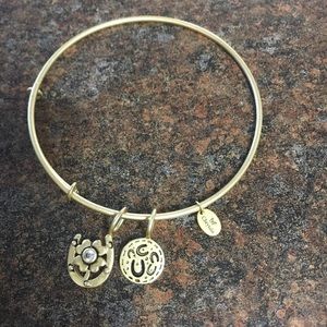 ❌SOLD❌NWT Alex and ani bangle bracelet- hope